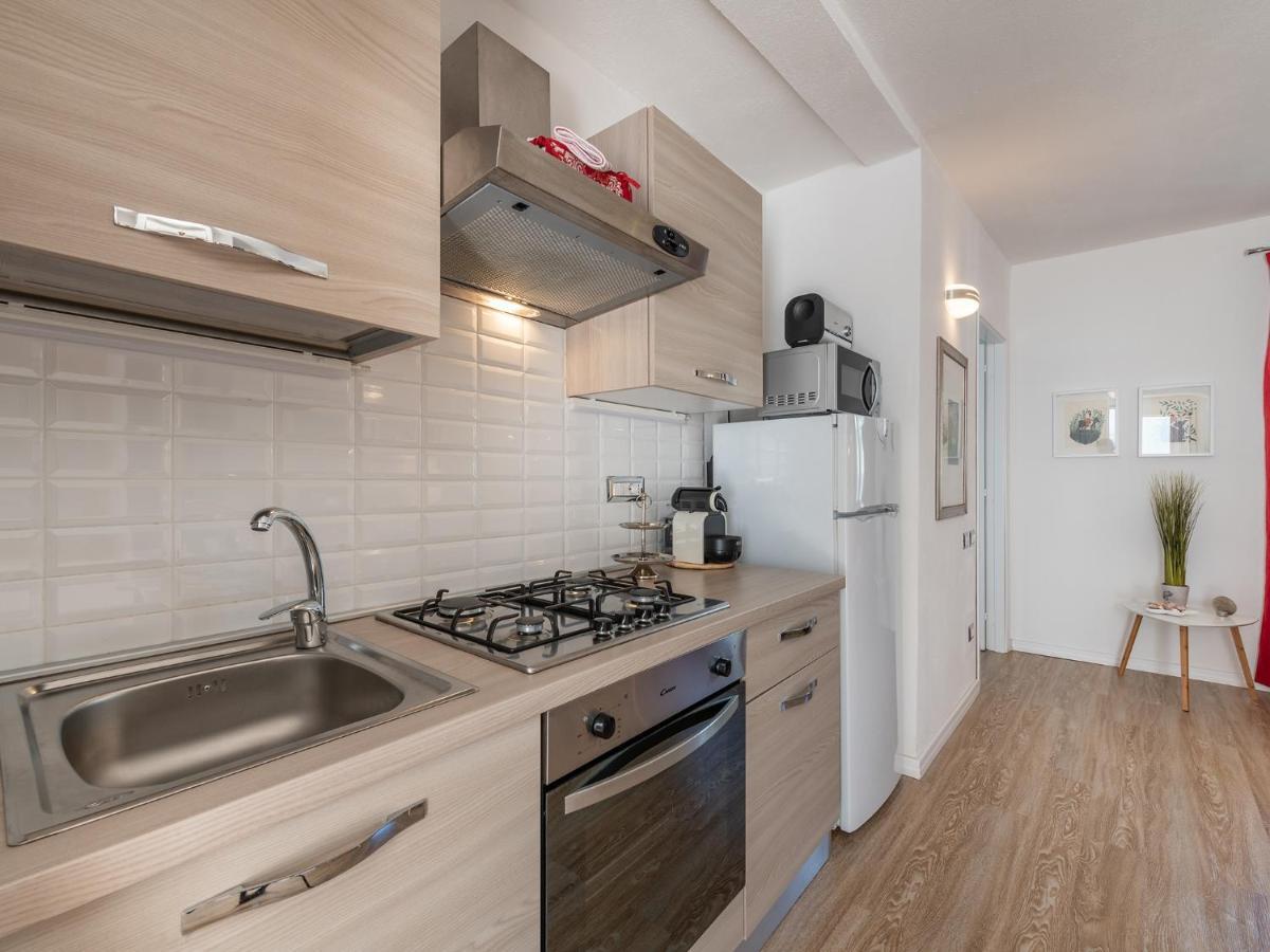 Casa Alla Marina Del Porto Di Cagliari Apartment Екстериор снимка