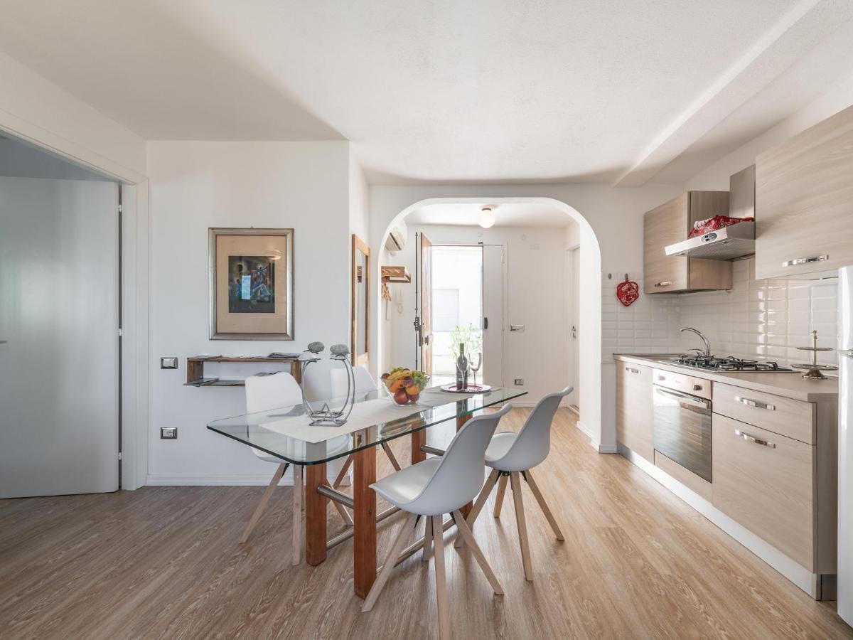 Casa Alla Marina Del Porto Di Cagliari Apartment Екстериор снимка